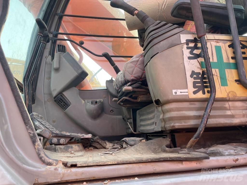 Hitachi ZX 270 Rupsgraafmachines