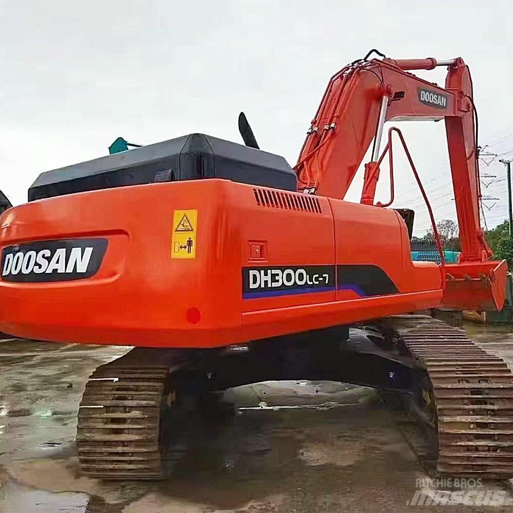 Doosan 300 Rupsgraafmachines