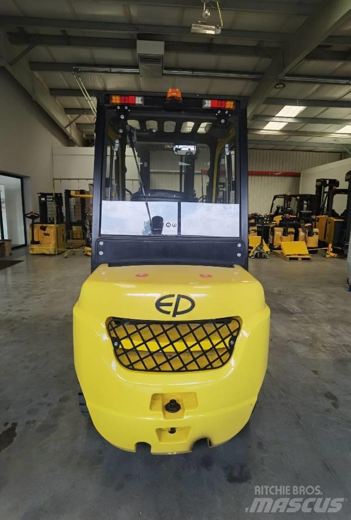 EP CPCD25T8 Diesel heftrucks