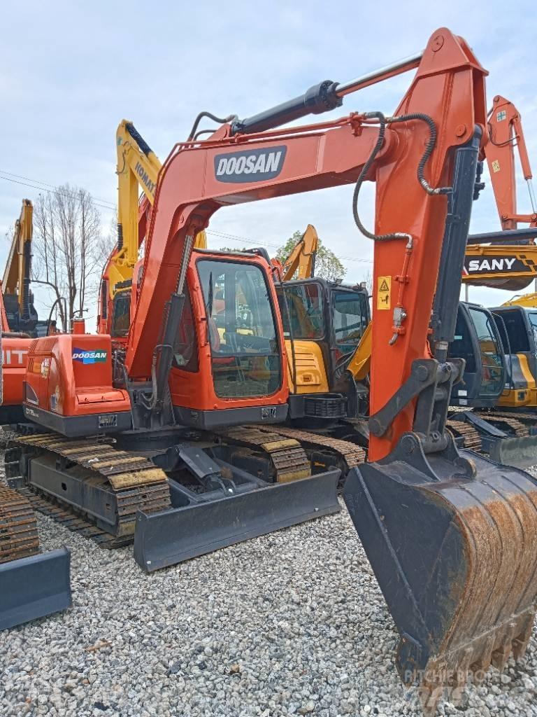 Doosan DX 75 Minigraafmachines < 7t