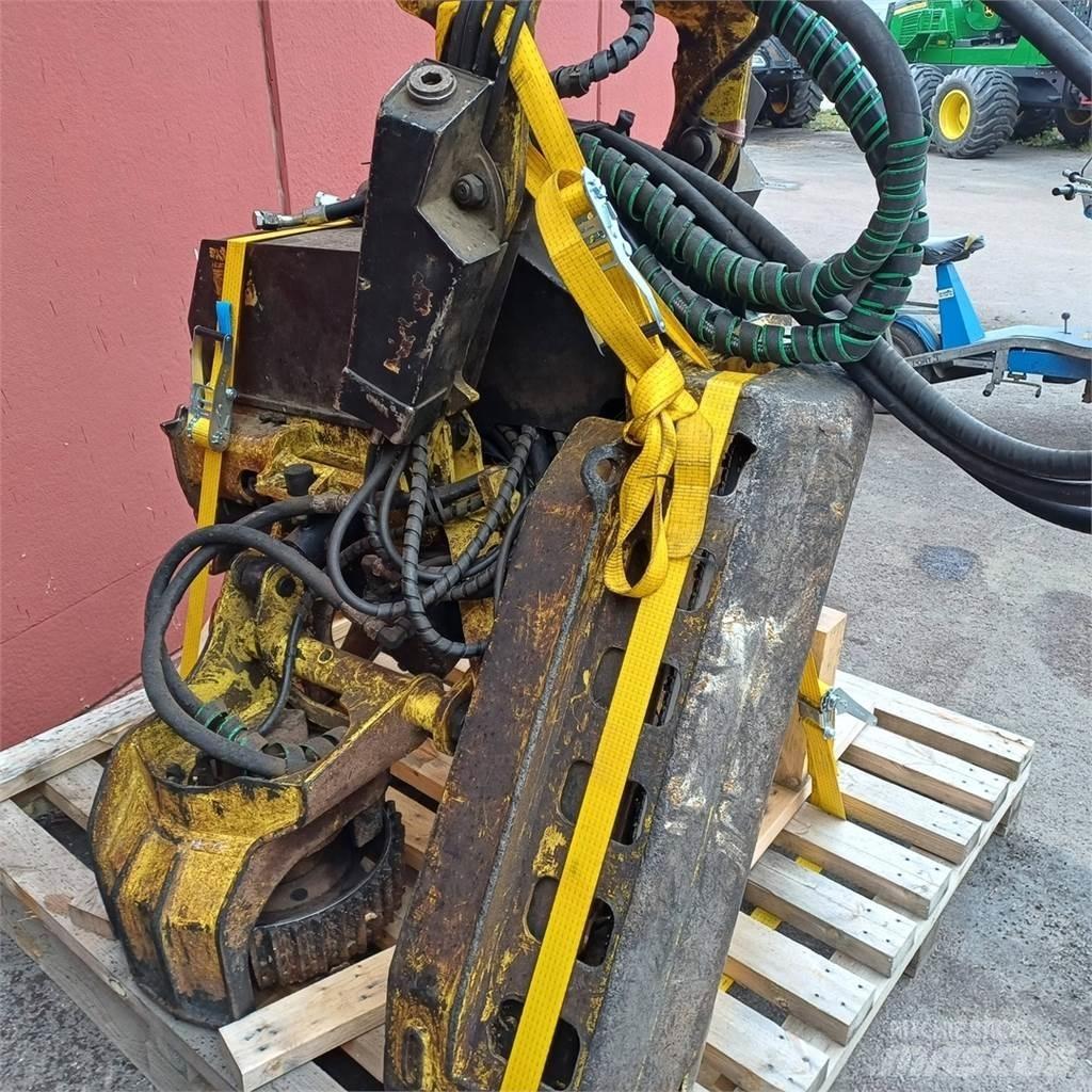 John Deere H415 Boomvelkoppen