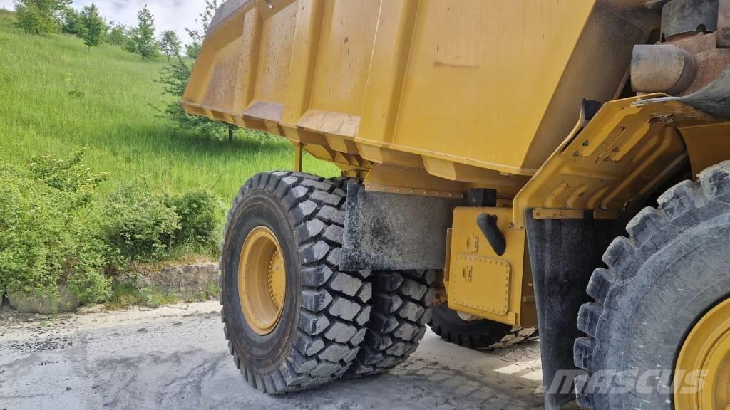 CAT 775 G Starre dumptrucks