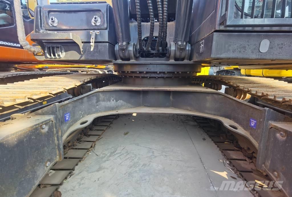 Volvo EC 220 DL Rupsgraafmachines