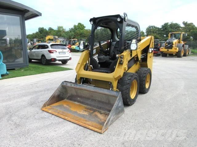CAT 226 D Schrankladers