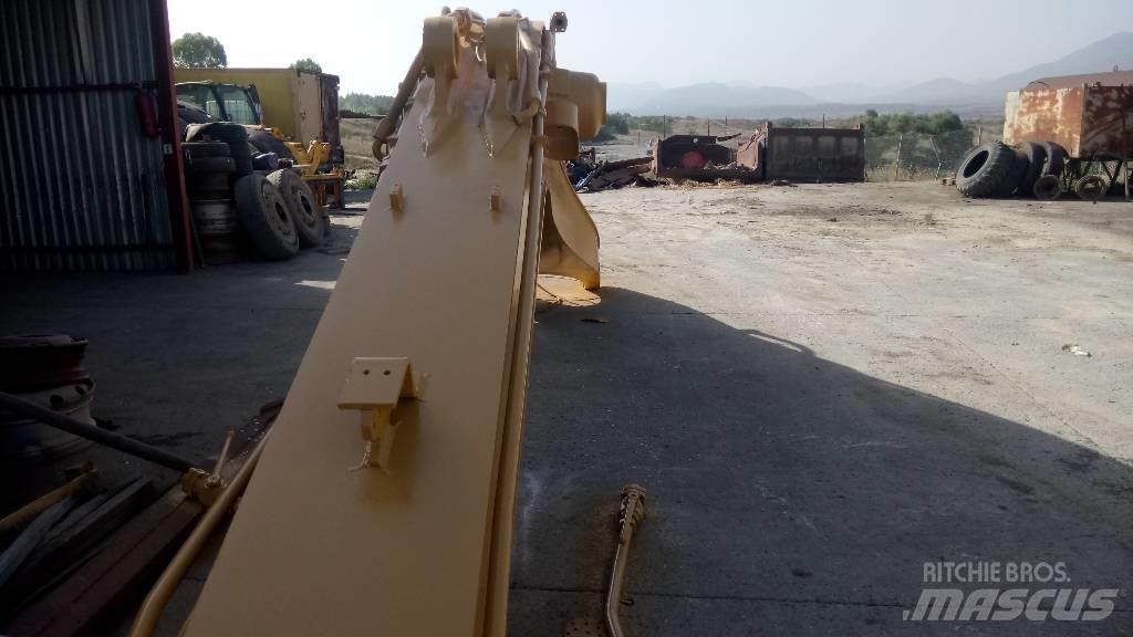 CAT 245 Gieken en dippers