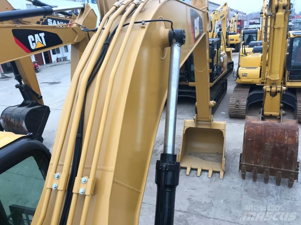 CAT 320 D Rupsgraafmachines
