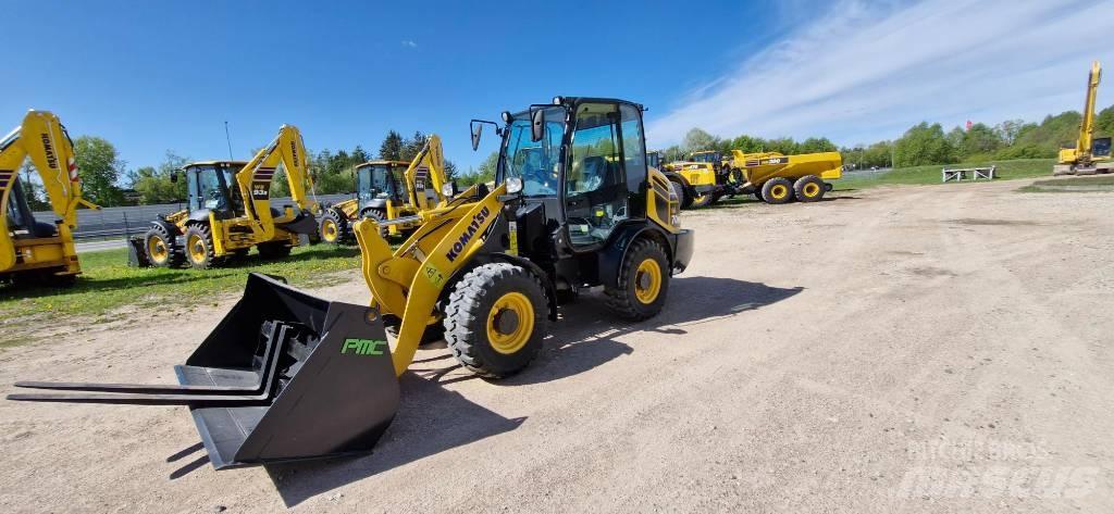 Komatsu WA 70 Wielladers