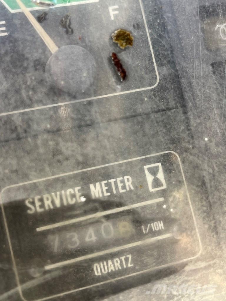 Hitachi EX 200-1 Rupsgraafmachines