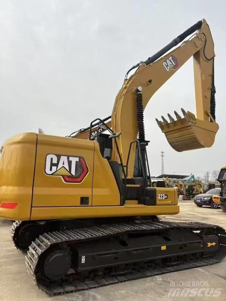 CAT 323GC Rupsgraafmachines