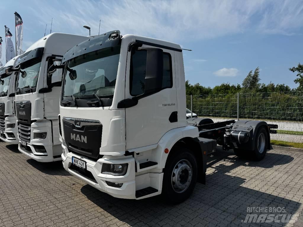 MAN TGM 18.250 Chassis met cabine