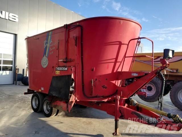Peecon 26M³ Mengvoedermachines