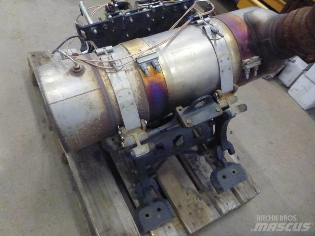 CAT 324E Ljuddämpare Motoren