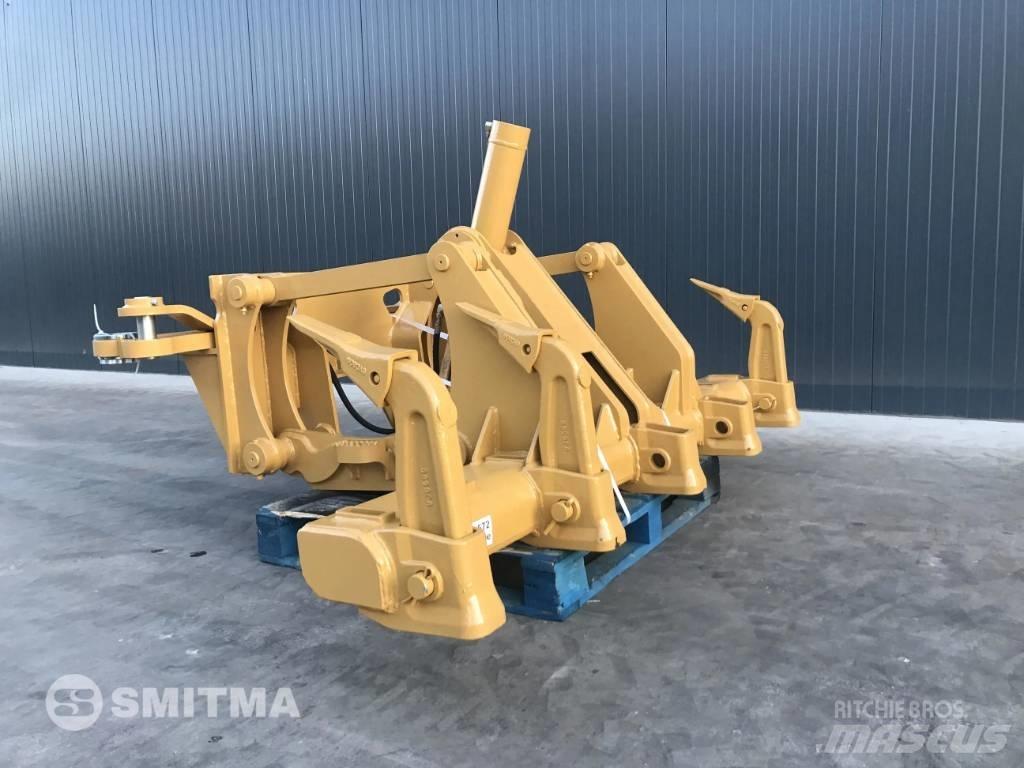 CAT 120M Wegopbrekers