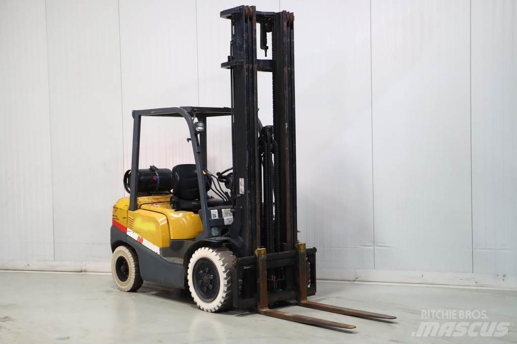 TCM FG30T3 LPG heftrucks