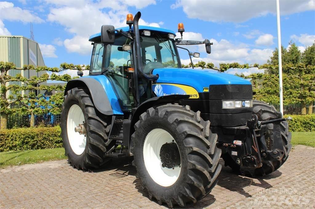 New Holland TM175 Tractoren