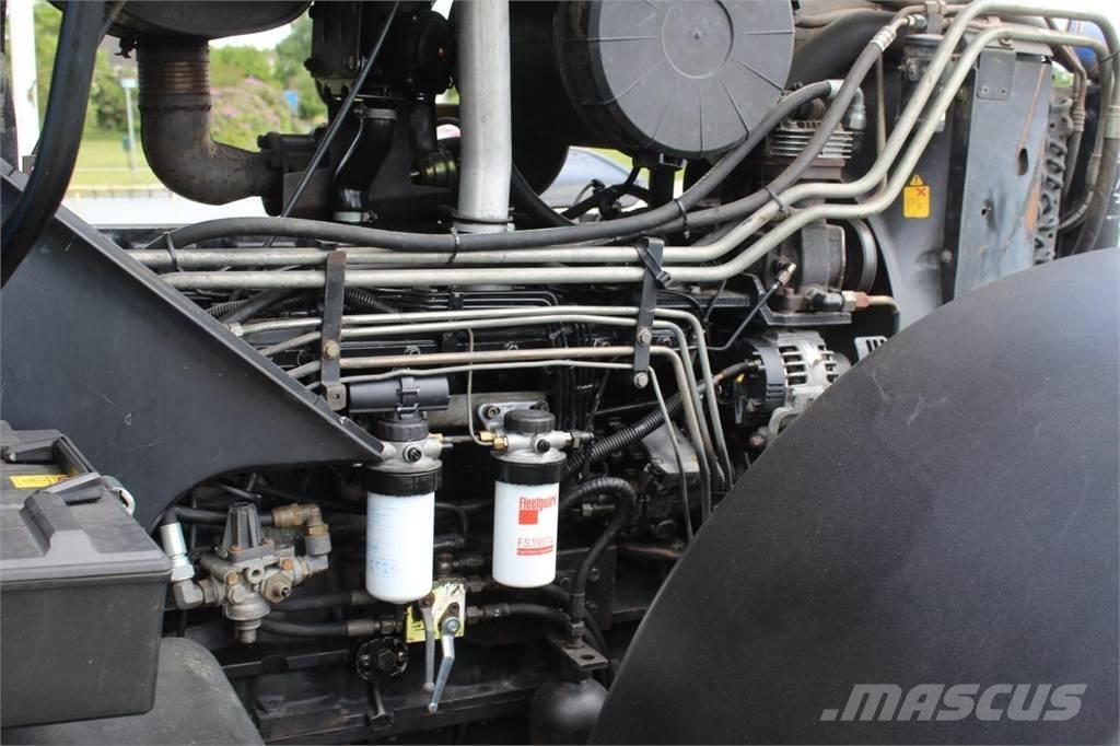 New Holland TM175 Tractoren
