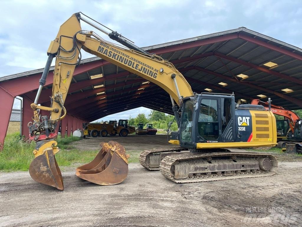 CAT 323 EL Rupsgraafmachines