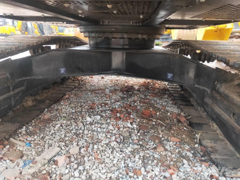 Sany SY215-9 Rupsgraafmachines