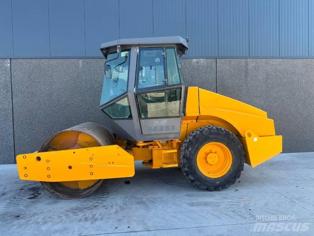 Dynapac CA 152 Trilrolwalsen