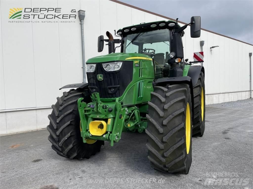 John Deere 6230R Tractoren