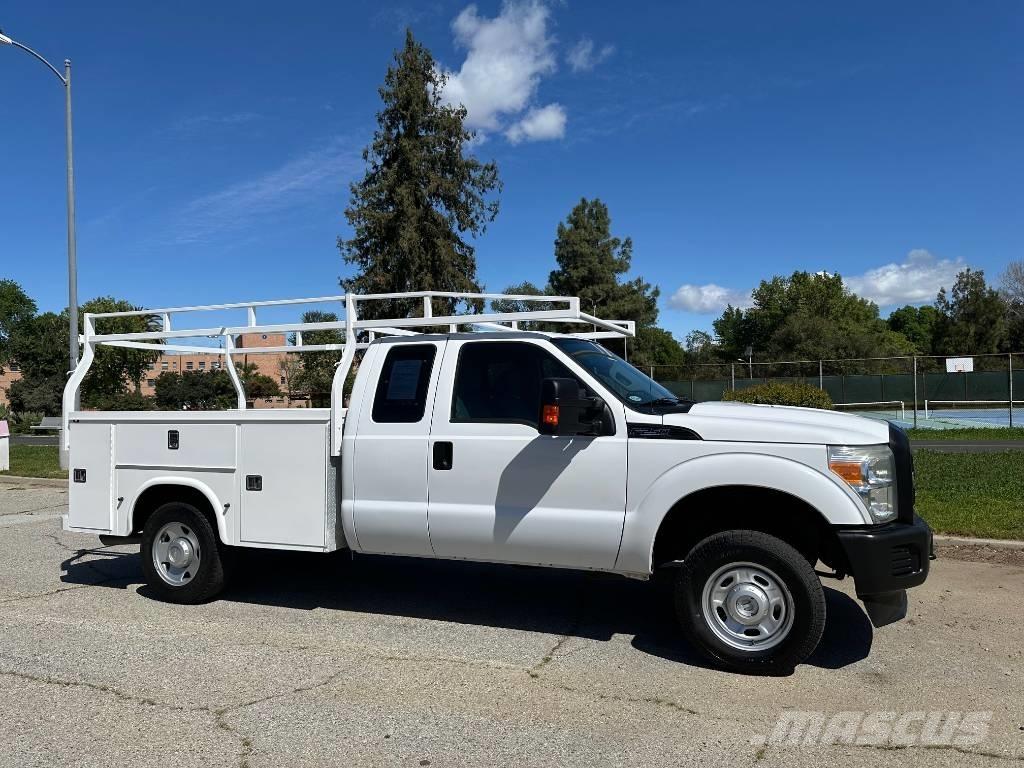 Ford F 250 SD Bestelwagens met open laadbak