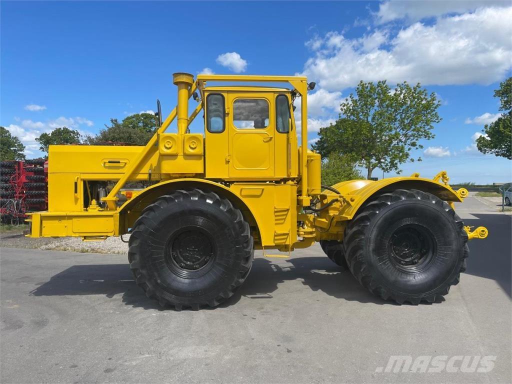 Kirovets K 701 V12 Tractoren