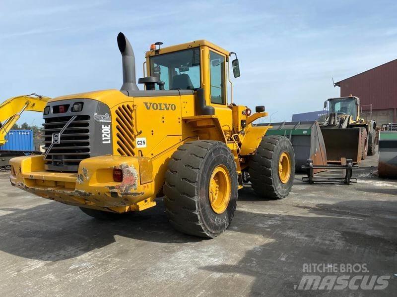 Volvo L 120 E.Ref.10 Wielladers