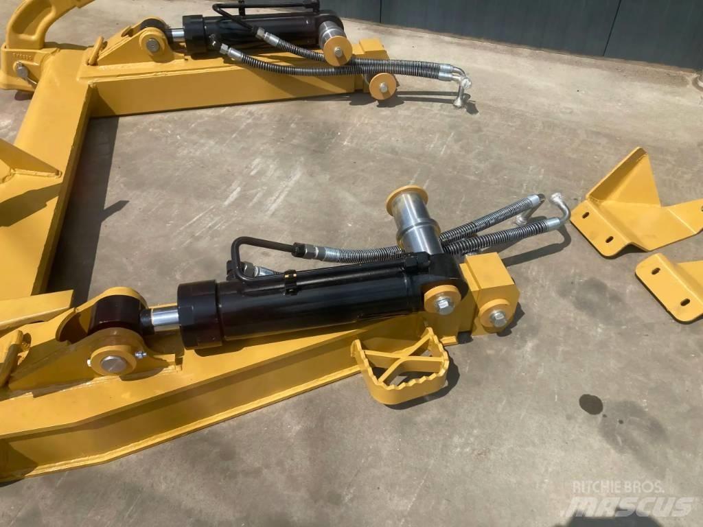 CAT 963 NG Wegopbrekers