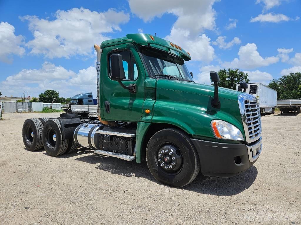 Freightliner 125 Trekkers