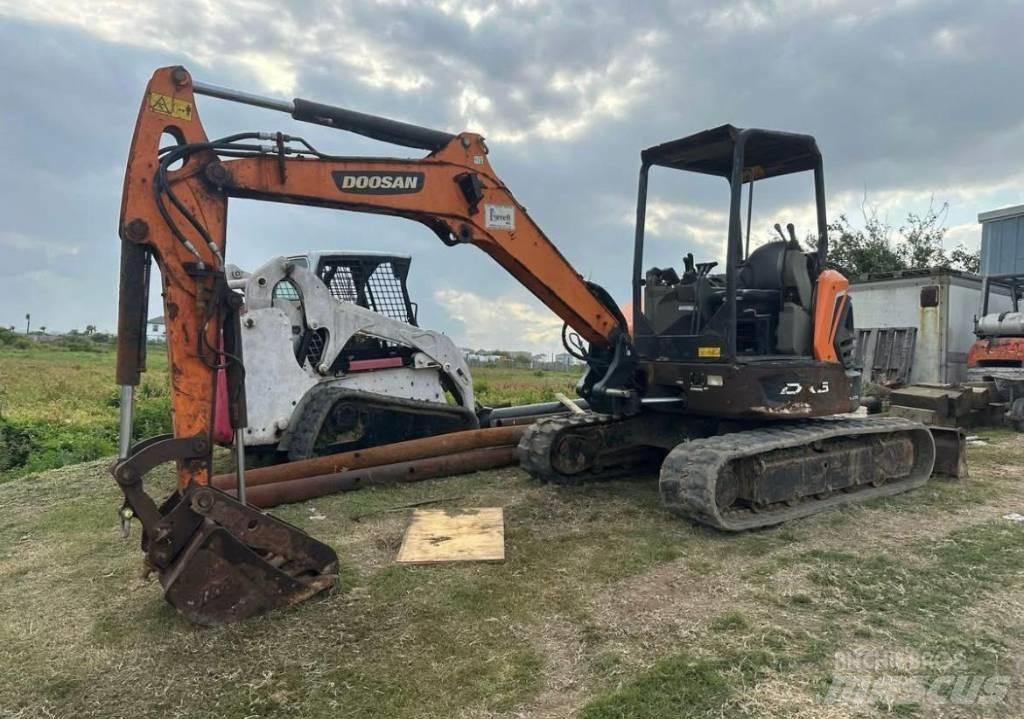 Doosan DX50 Rupsgraafmachines