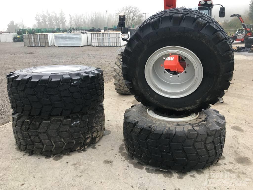 FOR TRAILER 24R23 Banden, wielen en velgen