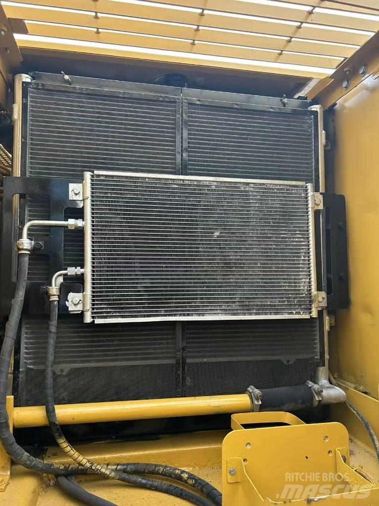 CAT 320 C L Rupsgraafmachines