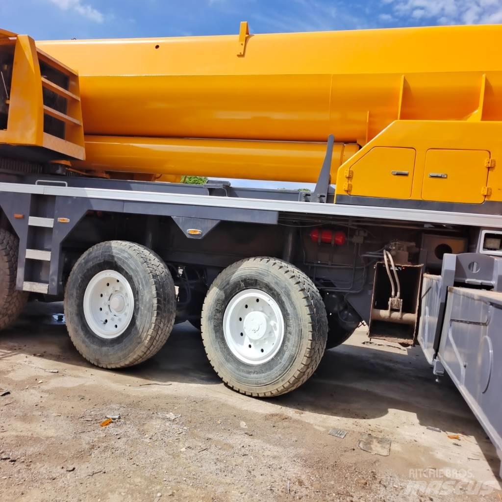 XCMG XCA 200 Torenkranen