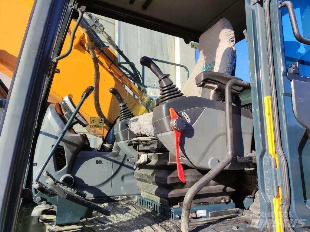 Hyundai HX220NL Rupsgraafmachines