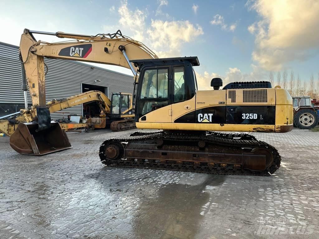 CAT 325DL Rupsgraafmachines