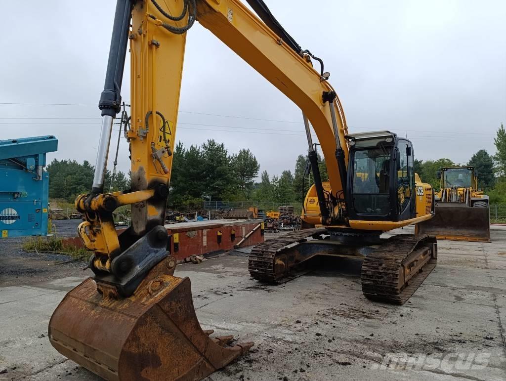 JCB JS 260 LC Rupsgraafmachines