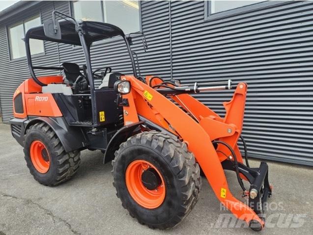 Kubota R 070 Wielladers