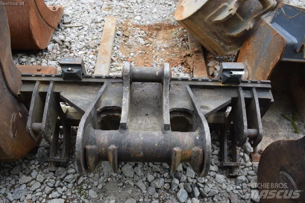 Komatsu PW118MR-11 Wielgraafmachines