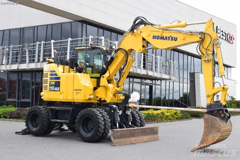 Komatsu PW118MR-11 Wielgraafmachines