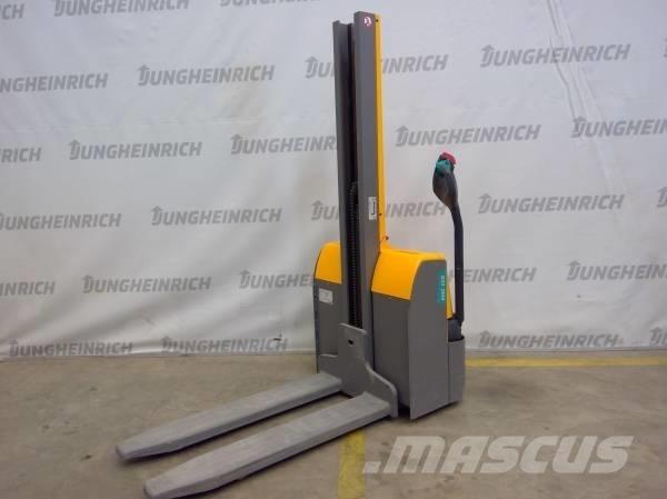 Jungheinrich EMC 110 Stapelaar meeloop