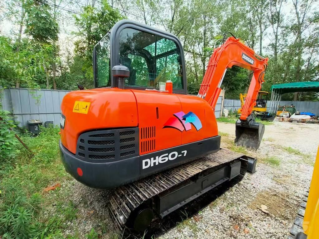 Doosan DH 60-7 Minigraafmachines < 7t