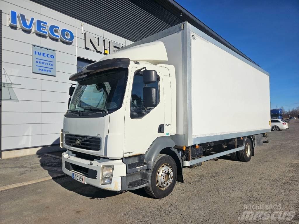 Volvo FL6 Bakwagens met gesloten opbouw