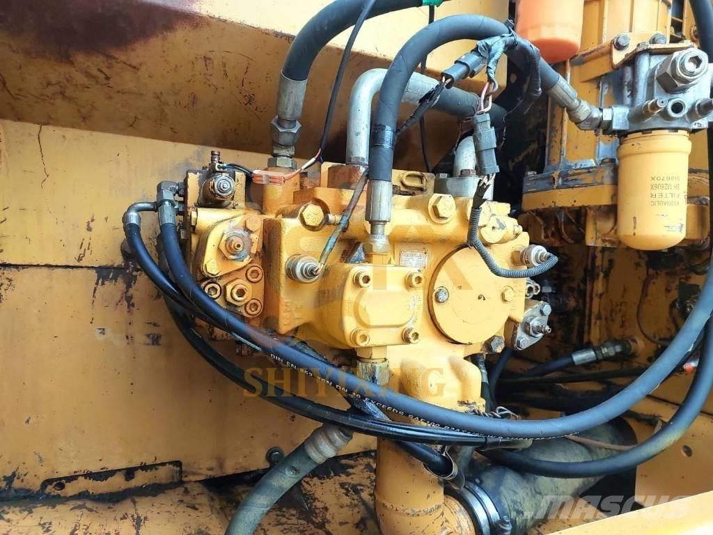 CAT 320 C Rupsgraafmachines