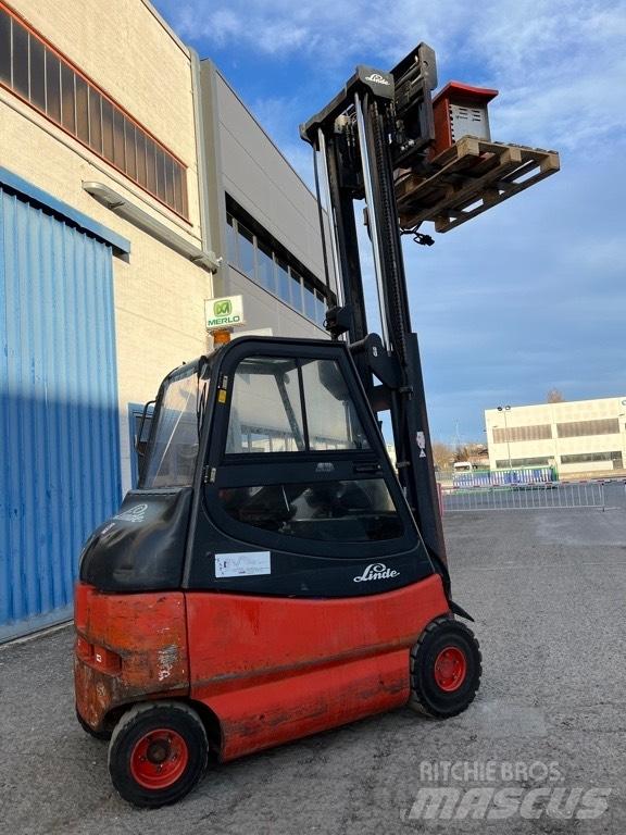 Linde E 25 Elektrische heftrucks