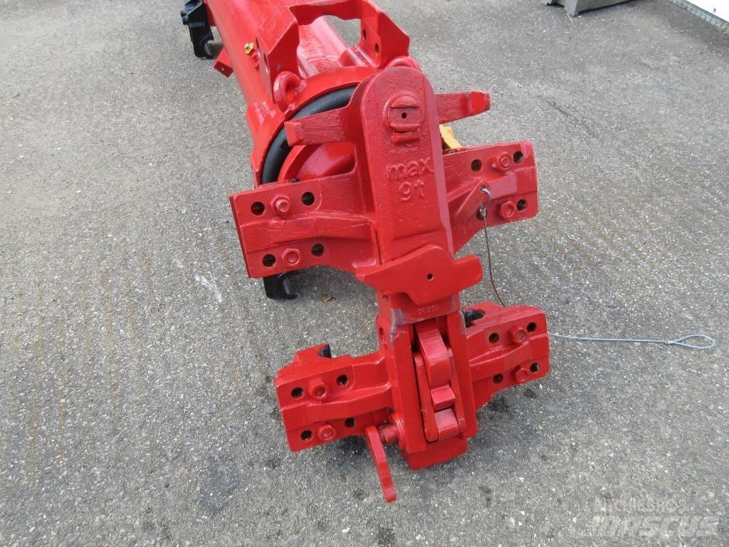 Delmag D12-32 Diesel heiblokken