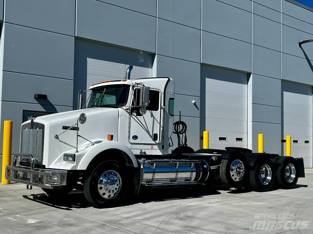 Kenworth T 800 Trekkers