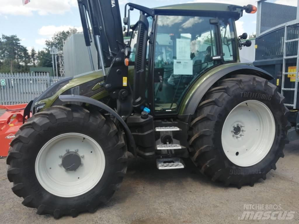 Valtra G 135 A Tractoren