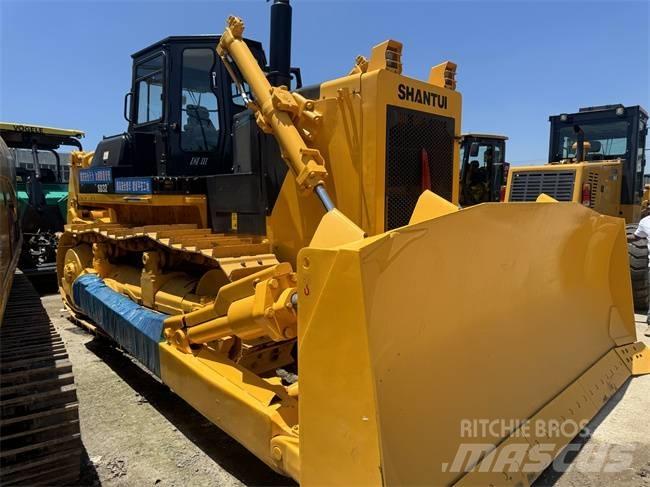 Shantui SD 32 Rupsdozers