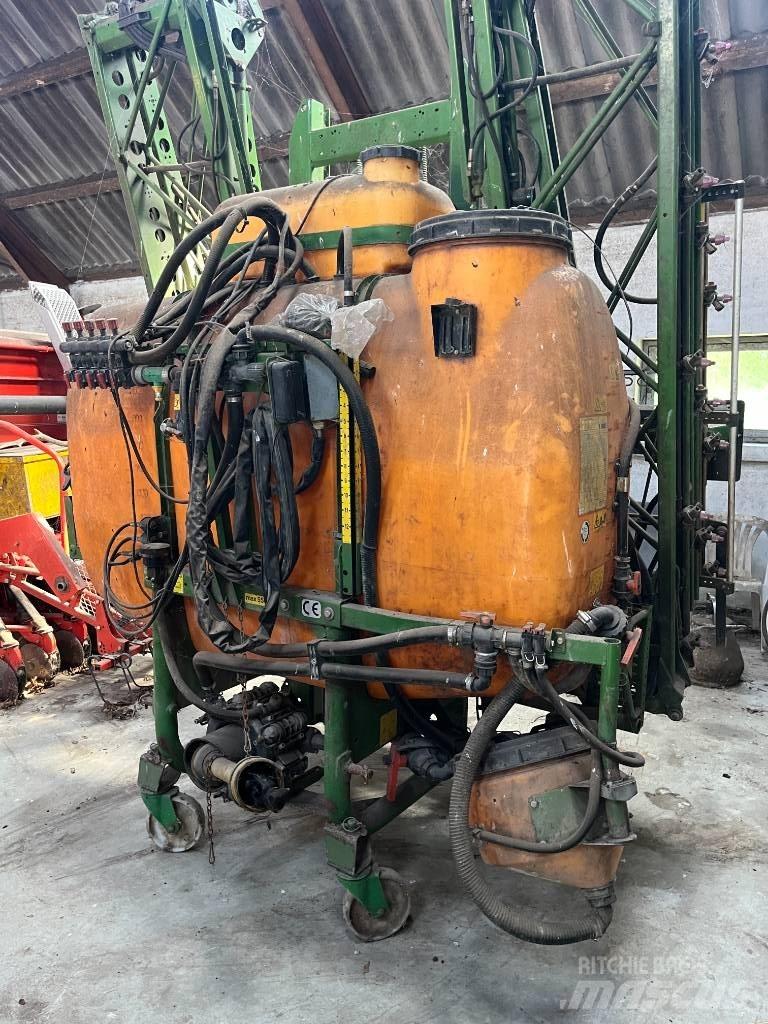 Amazone UF 1200 Gedragen spuitmachines