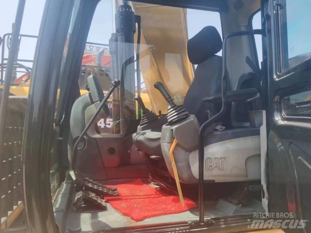 CAT 320 D Rupsgraafmachines